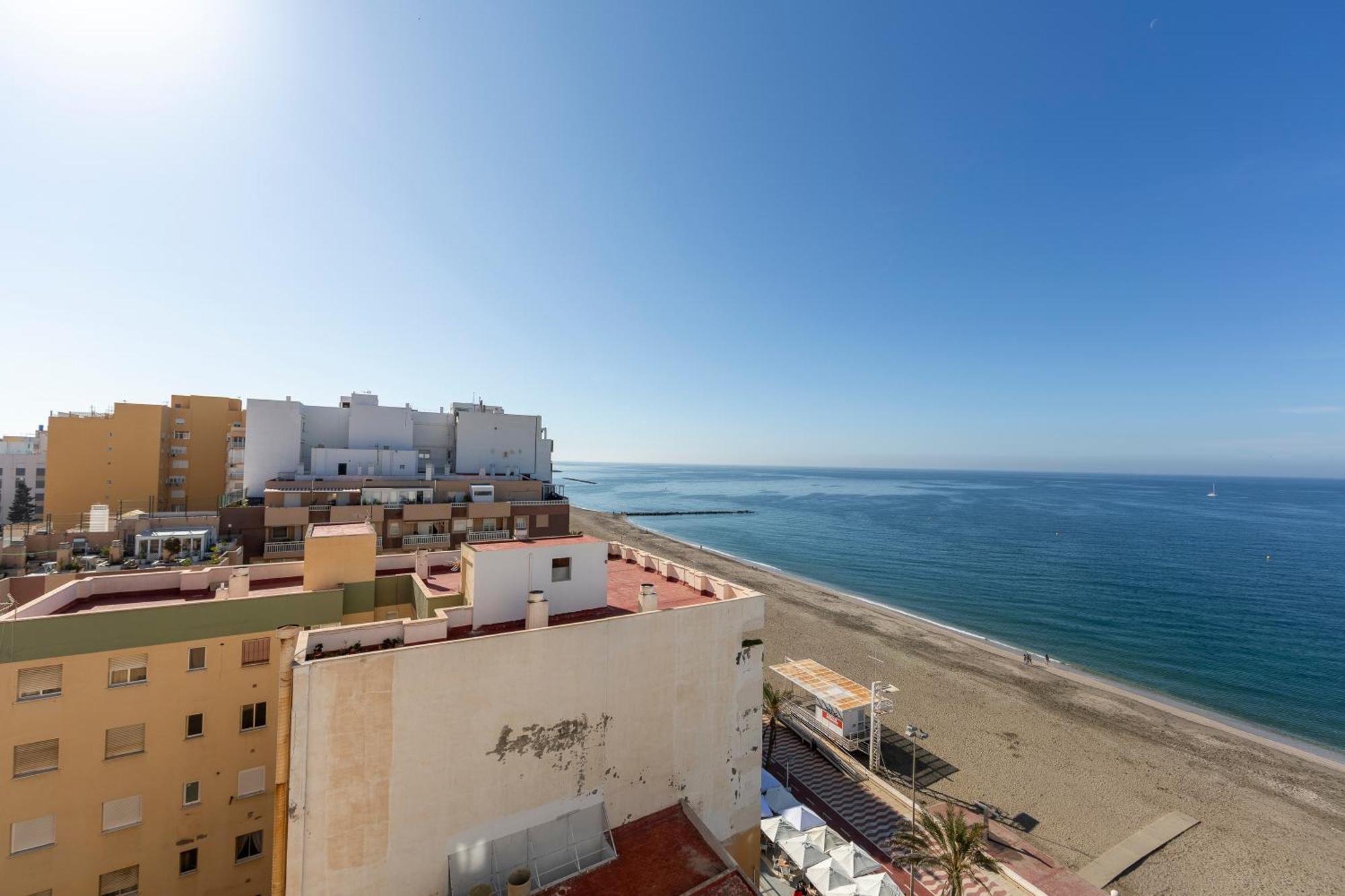 Апартаменты Lux&Cool Paseo Maritimo Альмерия Экстерьер фото